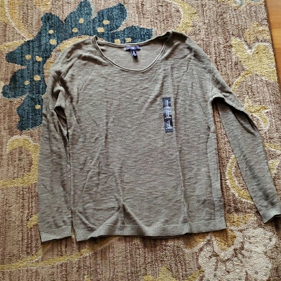 Sweater - Picture 1 of 1